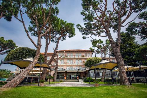 . Hotel Marina