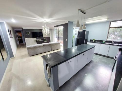 San Sebastian 401 2 King Beds 1 Dble, Jacuzzi, Balcony,200mbps Wifi