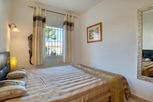 Vela casa con piscina privada a pocos metros de la playa - image 5