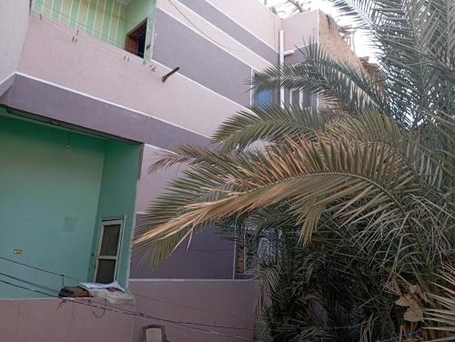 . Large and cheerful home with 2 floors