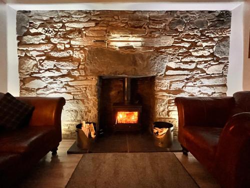Carnmhor, Isle of Skye - Stunning 242 year old cottage on its own sea shore!, Breakish (zdjęcie 5)