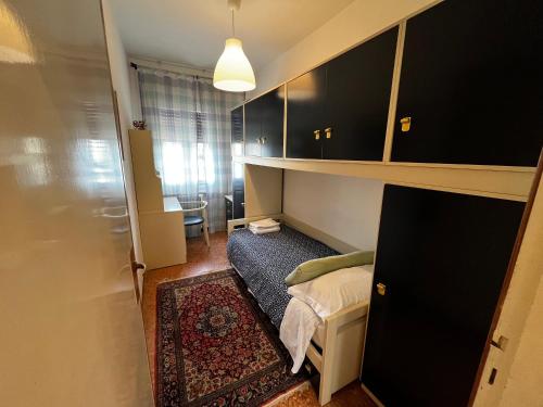 CA SUSANNA NEAR TRAIN STATION - image 12