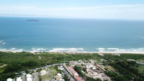 Condominio Residencial Costa Leste - Melhores Casas na Praia Mole - Praia Particular Paradisiaca na  in 莫勒海灘