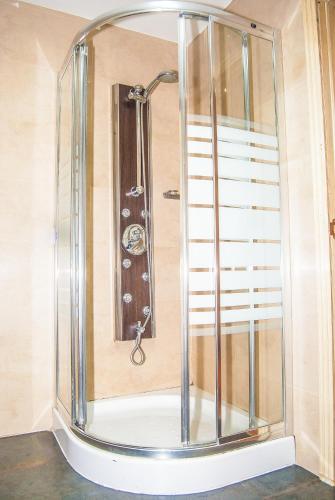 Ana María - image 3