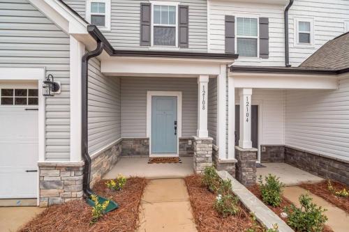 Gorgeous New Townhome/Charlotte! in Mount Holly