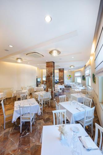 레스토랑, 호텔 투어리스트  (Hotel Tourist) in 소렌토