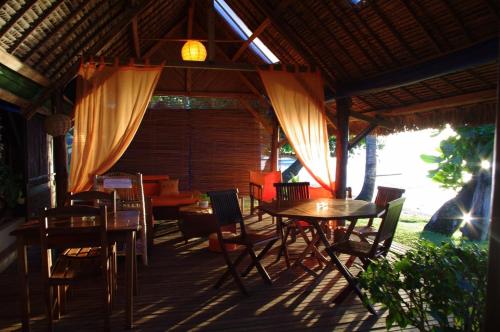 Ресторан, Libertalia Hotel in Ile Sainte Marie