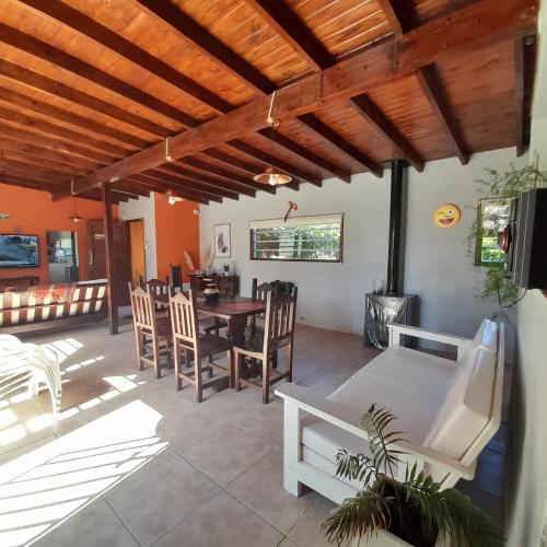 Increíble casa a 4 cuadras del mar