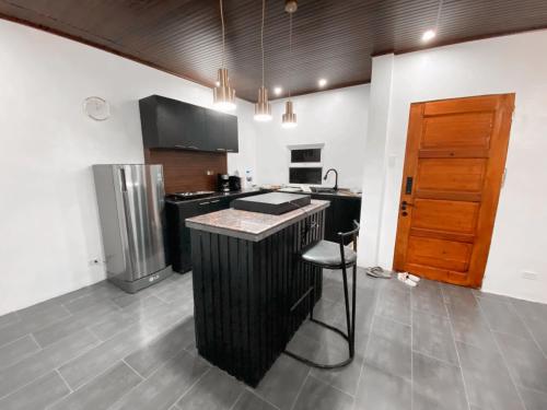 Kitchen, Das Haus in Danao City