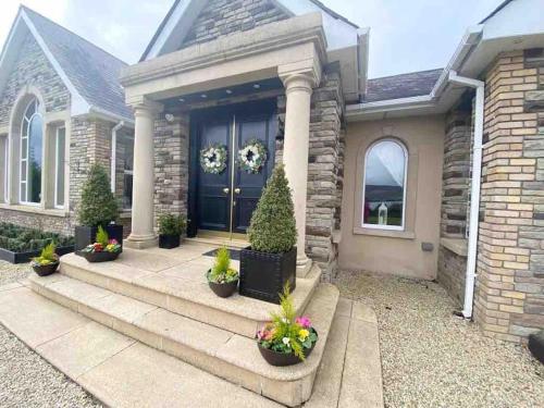 Lakeview Lodge Exclusive Home on the Blessington Lake