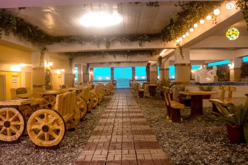 Банкетний зал, Puffer Isle Resort in Dingalan