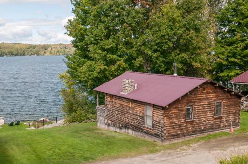 435666094 Mountain Lake Cottages
