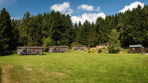 Tayview Lodges - Accommodation - Dunkeld