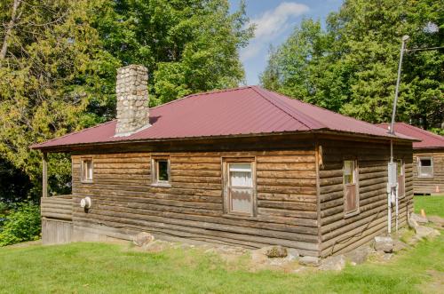 435669473 Mountain Lake Cottages