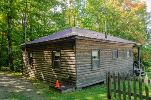 435669794 Mountain Lake Cottages