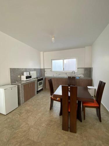 Kitchen, Samana Hostal, Puerto Engabao in Engabao