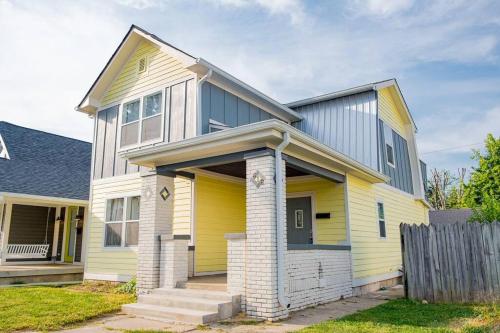 New 4 Bedroom House for Downtown Travelers!!! Indianapolis