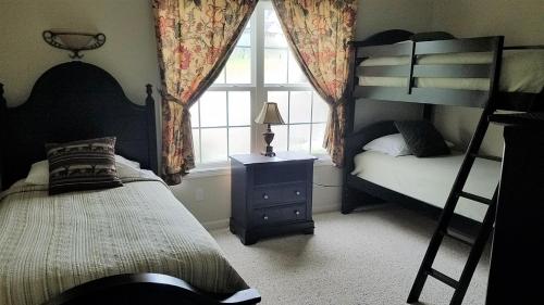 55- LAKE AND BOURBON TRAIL GETAWAY in Taylorsville, USA