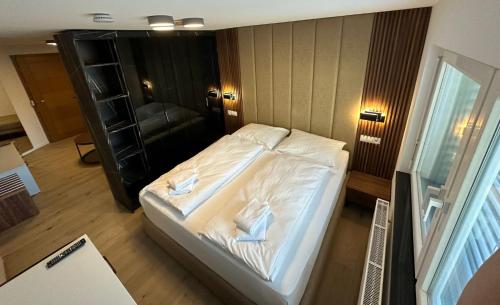 Hotel Lottstetten Room Type - Triple Room