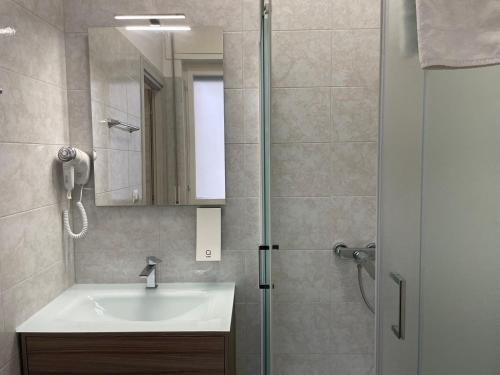 Single Room image 2