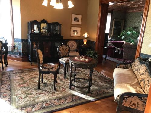 The Nauvoo Grand Bed & Breakfast - image 14