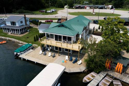 . The Boathouse at Evans Lake