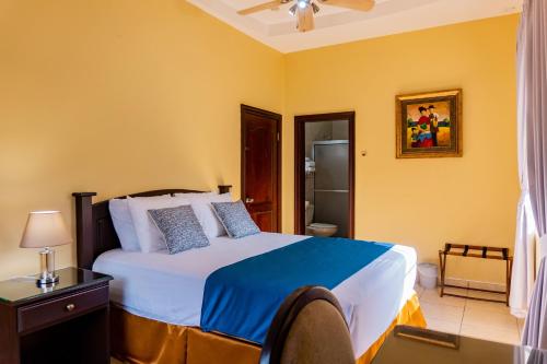 1 queen bed