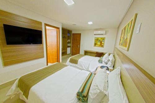 Plaza Inn Breeze Aeroporto Stop at Plaza Inn Breeze Aeroporto to discover the wonders of Goiania. The hotel offers guests a range of services and amenities designed to provide comfort and convenience. To be found at the hotel a