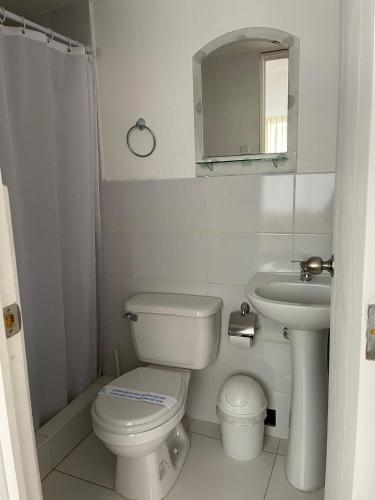 Double Room with Private Bathroom image 10