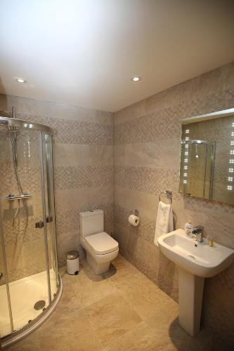 Edinburgh Pearl Apartments Dalry House - image 5