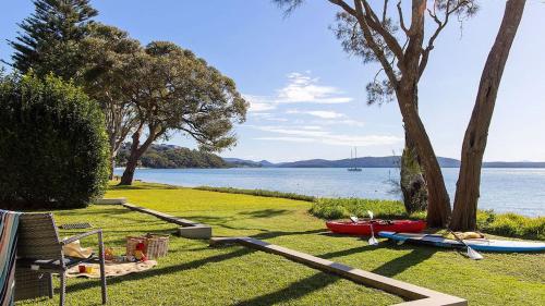 Paradiso Beach House in Salamander Bay
