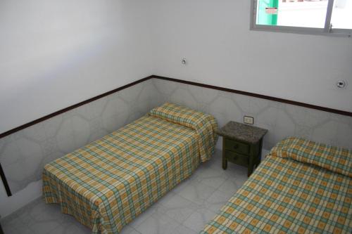 One-Bedroom Apartment image 1