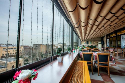 Restaurant, Shah Palace Hotel in Baku