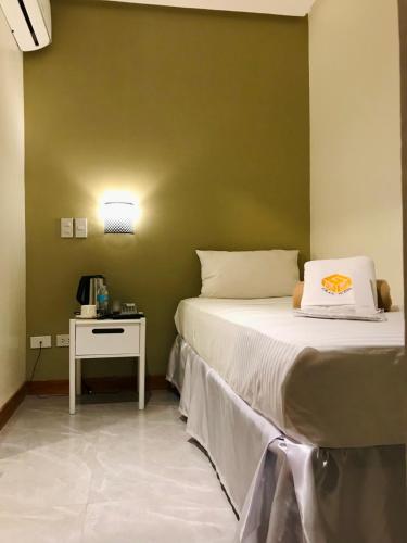 1 twin bed