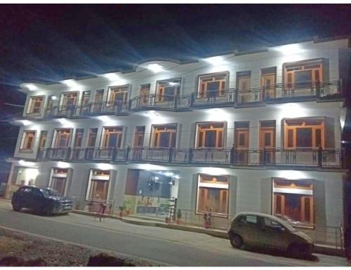 Hotel Leela Palace, Maneri Uttarkashi