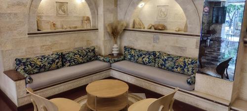 Poseidonio – Piraeus, PA