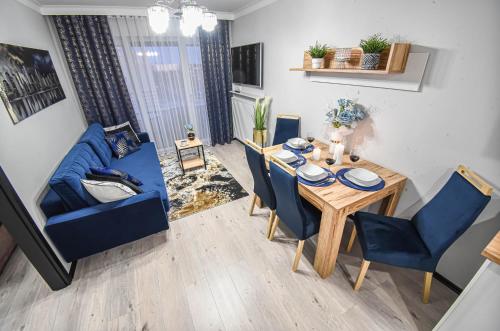 One-Bedroom Apartment image 3