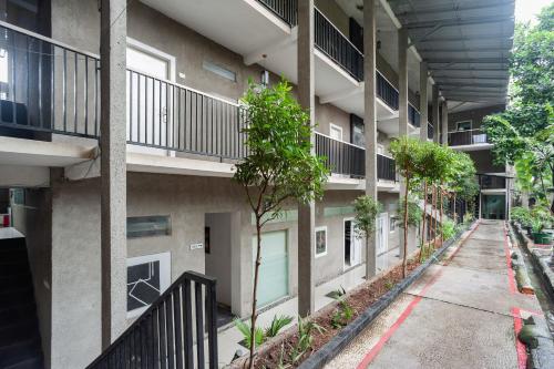 Vue extérieure, Safwah Bintaro Syariah Mitra RedDoorz in Bintaro