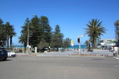 Eloura Gardens 100m to Beach