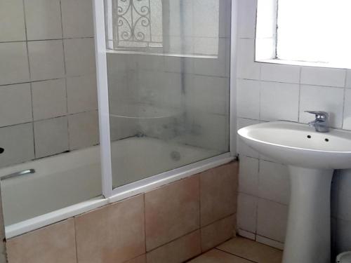 Tekweni Backpackers Room Type - Standard Double Room