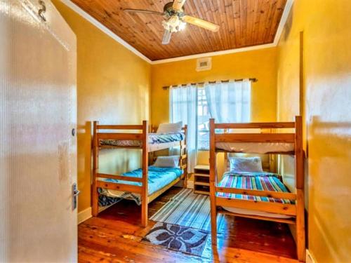 Tekweni Backpackers Room Type - Family Family Room