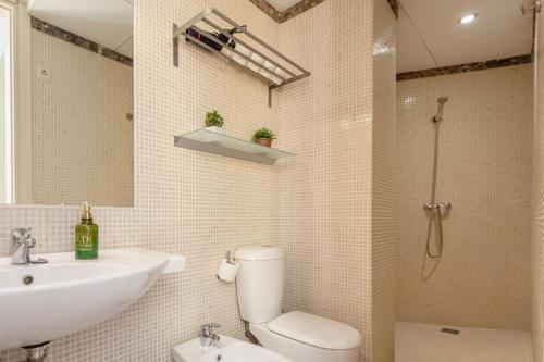 Green-Apartments Giralda Views - image 5