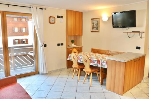 Two-Bedroom Apartment image 3