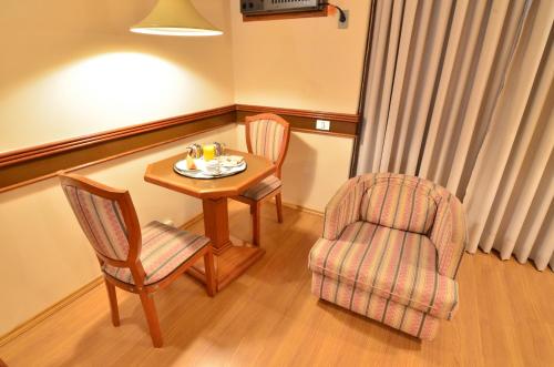 Luxury Double Room image 7