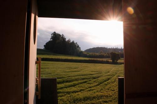 Kilátás, Posed Za humny in Jamne