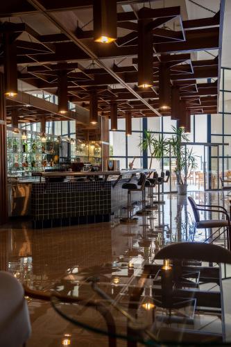 Bar/lounge, Grand Hotel Ontur Cesme in Cesme