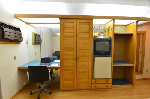 Standard Double Room image 9