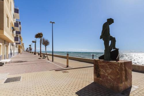 Strand, Ying y Yang in Los Baños de Guardias Viejas