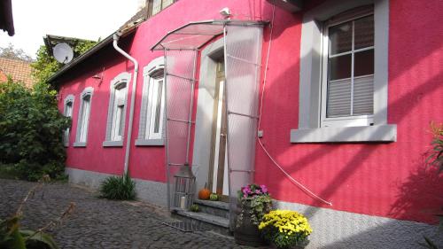 Winzeranwesen - Weingut Christian Eberley - Haupthaus I MINDESTAUFENTHALT 3 NÄCHTE - MINIMUM STAY 3 NIGHTS