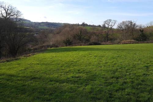 The Studio @ Cleeve Hill in เคลส์ตัน